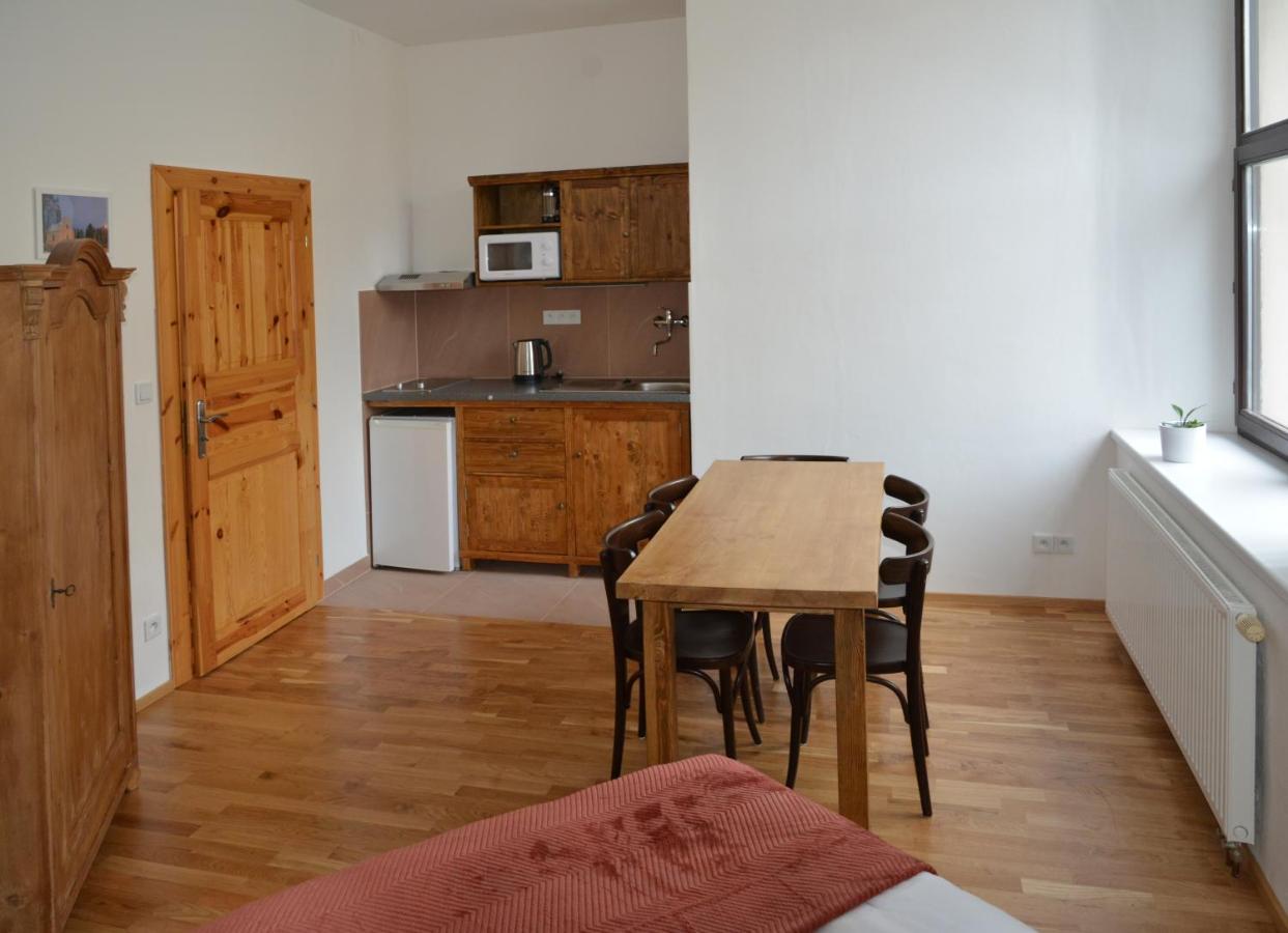 KostelApartmány Liberec Esterno foto