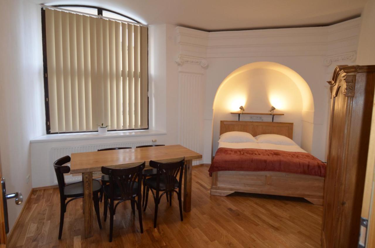 KostelApartmány Liberec Esterno foto