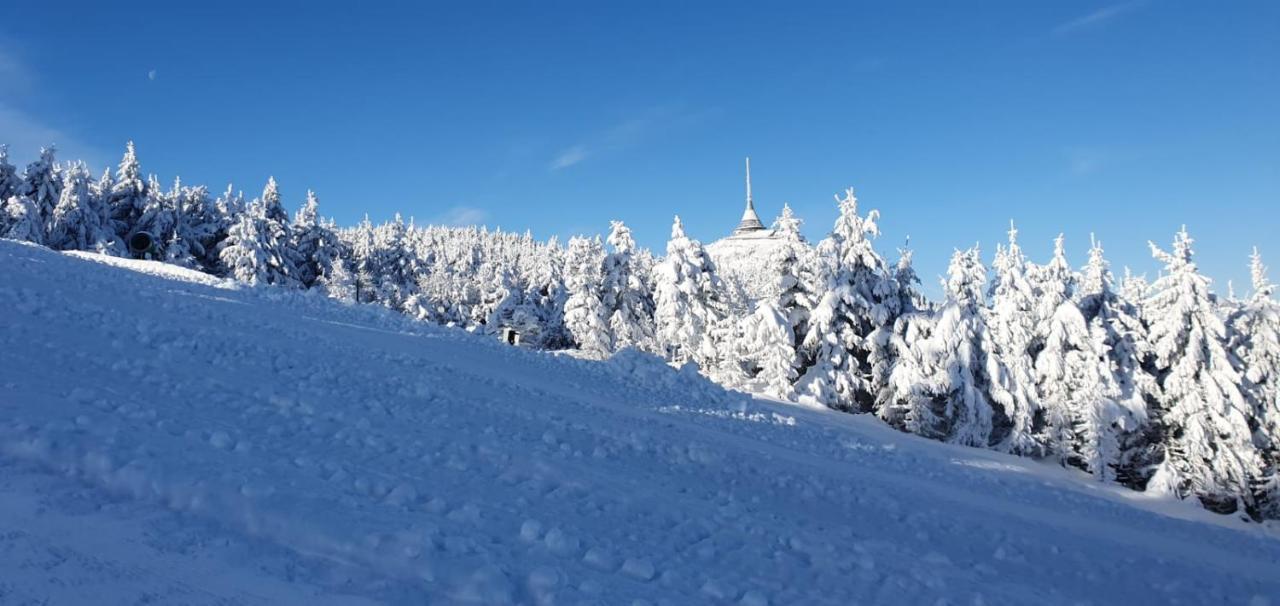 KostelApartmány Liberec Esterno foto